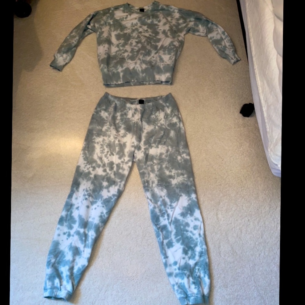 TIE DYE MATCHING SWEAT SET